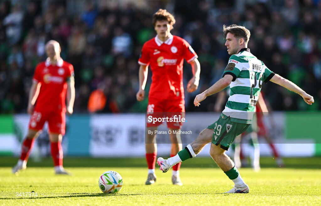 6 April 2026; Jack Byrne of Shamrock Rovers in action against Will Jarvis of Shelbourne during the SSE Airtricity Men's Premier Division match between Shamrock Rovers and Shelbourne at Tallaght Stadium in Dublin. Photo by Piaras Ó Mídheach/Sportsfile