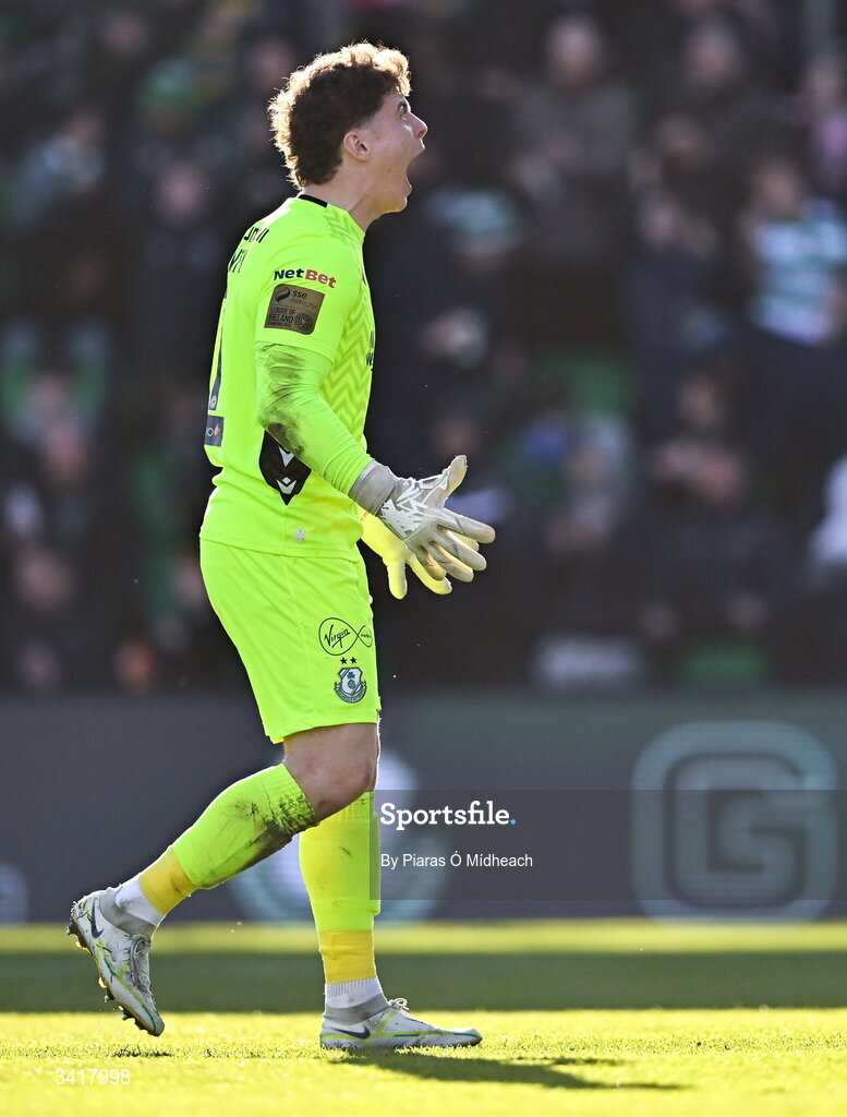 6 April 2026; Shamrock Rovers goalkeeper Ed McGinty celebrates his side's third goal, scored by team-mate Graham Burke, during the SSE Airtricity Men's Premier Division match between Shamrock Rovers and Shelbourne at Tallaght Stadium in Dublin. Photo by Piaras Ó Mídheach/Sportsfile