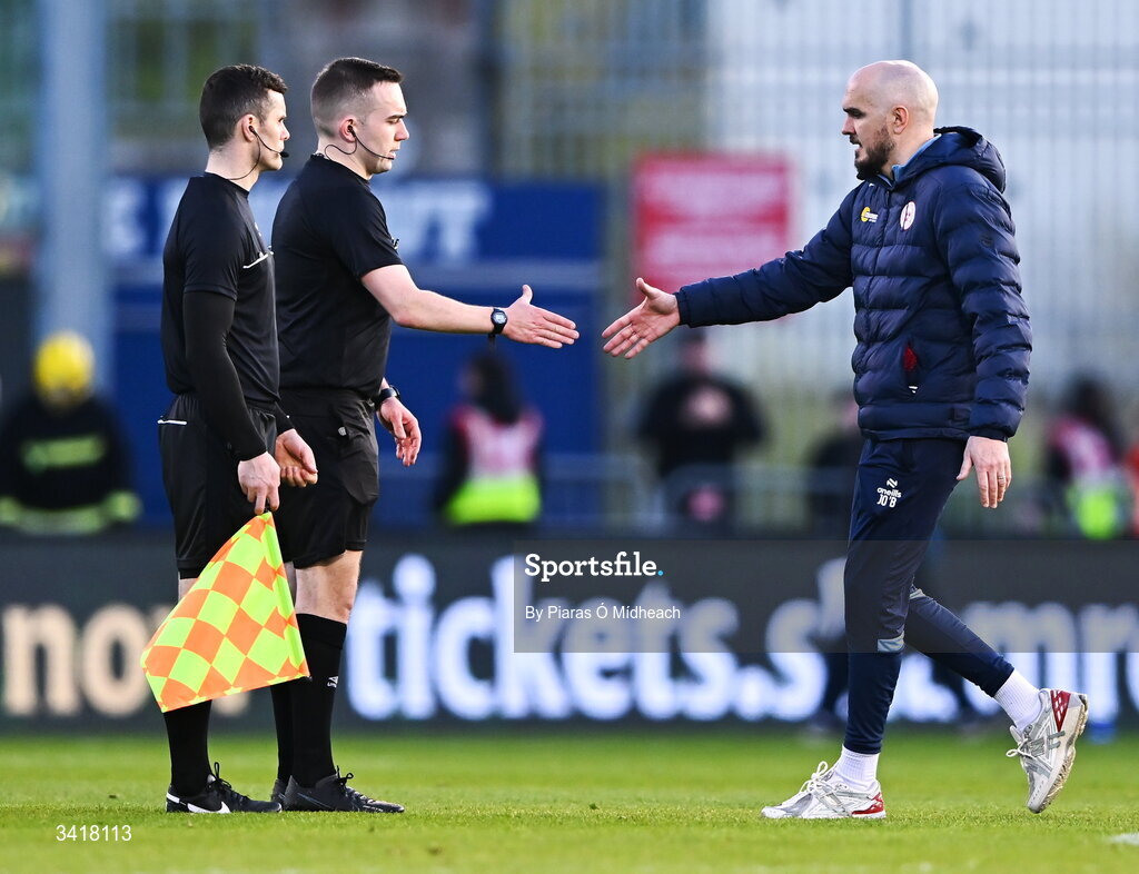6 April 2026; Shelbourne head coach Joey O'Brien shakes hands with referee Kevin O'Sullivan after the SSE Airtricity Men's Premier Division match between Shamrock Rovers and Shelbourne at Tallaght Stadium in Dublin. Photo by Piaras Ó Mídheach/Sportsfile