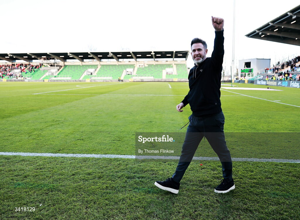 6 April 2026; Shamrock Rovers manager Stephen Bradley celebrates after his side's victory in the SSE Airtricity Men's Premier Division match between Shamrock Rovers and Shelbourne at Tallaght Stadium in Dublin. Photo by Thomas Flinkow/Sportsfile