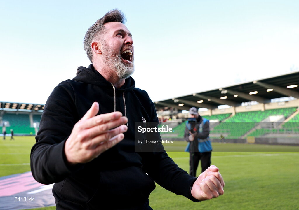 6 April 2026; Shamrock Rovers manager Stephen Bradley celebrates after his side's victory in the SSE Airtricity Men's Premier Division match between Shamrock Rovers and Shelbourne at Tallaght Stadium in Dublin. Photo by Thomas Flinkow/Sportsfile