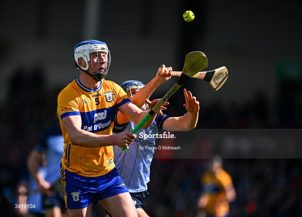 5 April 2026; Diarmuid Ryan of Clare in action against Dara Purcell of Dublin during the Allianz Hurling League Division 1B final match between Clare and Dublin at TUS Gaelic Grounds in Limerick. Photo by Piaras Ó Mídheach/Sportsfile