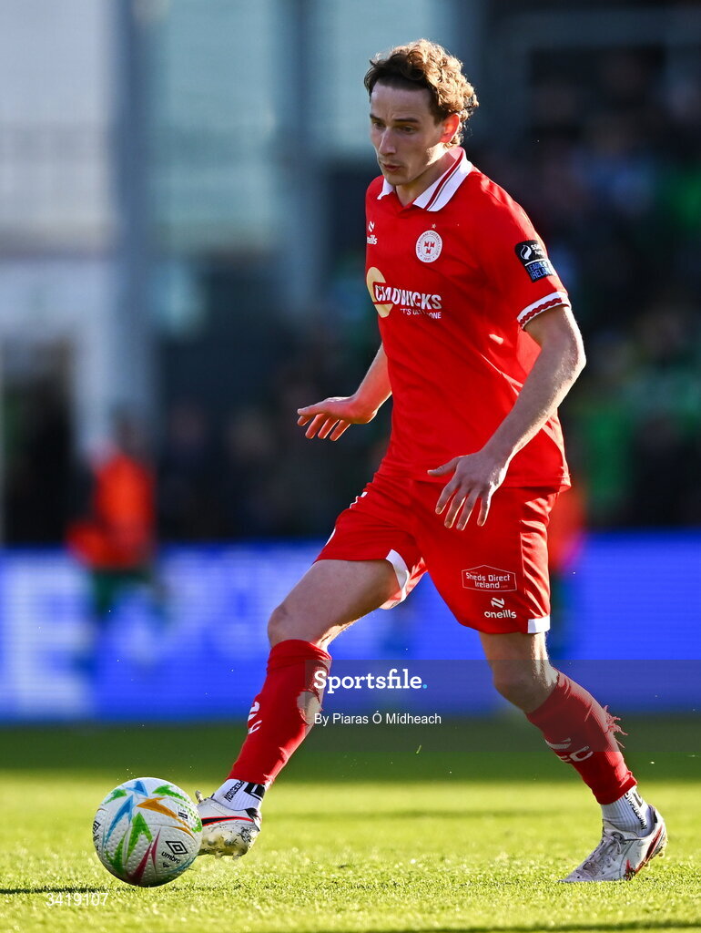 6 April 2026; Harry Wood of Shelbourne during the SSE Airtricity Men's Premier Division match between Shamrock Rovers and Shelbourne at Tallaght Stadium in Dublin. Photo by Piaras Ó Mídheach/Sportsfile