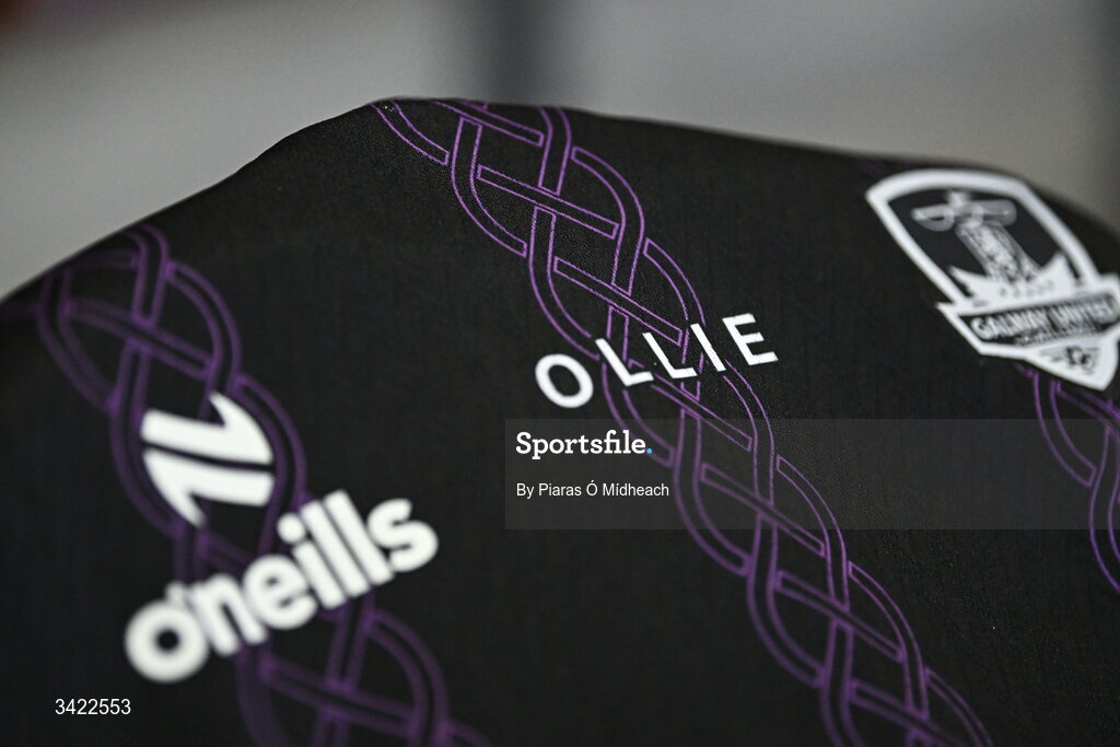 10 April 2026; A general view of Galway United jersey, their third kit in tribute to the late Ollie Horgan, former Galway United assistant manager, before the SSE Airtricity Men's Premier Division match between Galway United and Shelbourne at Eamonn Deacy Park in Galway. Photo by Piaras Ó Mídheach/Sportsfile