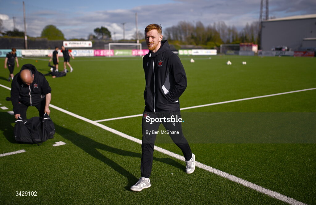 17 April 2026; Dundalk goalkeeper Enda Minogue before the SSE Airtricity Men's Premier Division match between Dundalk and Galway United at Oriel Park in Dundalk, Louth. Photo by Ben McShane/Sportsfile