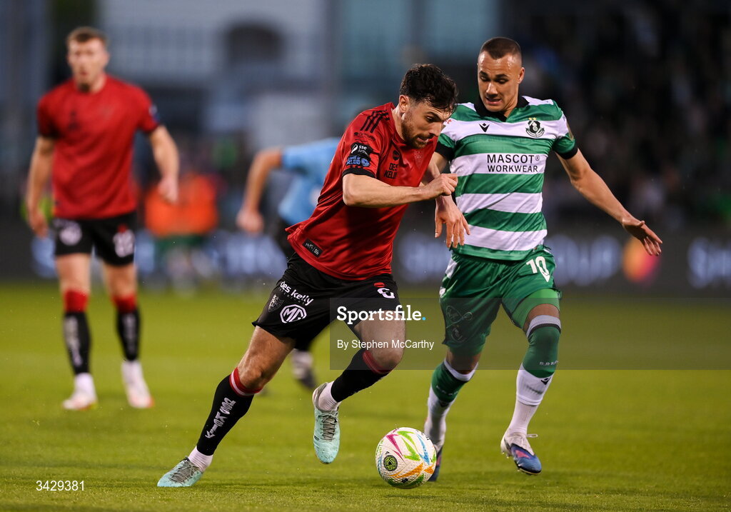 17 April 2026; Jordan Flores of Bohemians in action against Graham Burke of Shamrock Rovers during the SSE Airtricity Men's Premier Division match between Shamrock Rovers and Bohemians at Tallaght Stadium in Dublin. Photo by Stephen McCarthy/Sportsfile