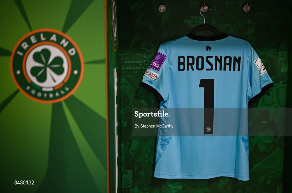 18 April 2026; The jersey of goalkeeper Courtney Brosnan hangs in the Republic of Ireland dressing room before the 2027 FIFA Women’s World Cup Qualifier match between Republic of Ireland and Poland at the Aviva Stadium in Dublin. Photo by Stephen McCarthy/Sportsfile