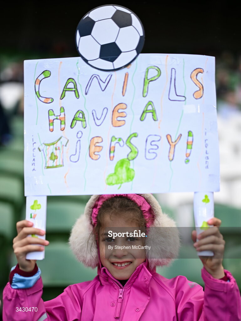 18 April 2026; A Republic of Ireland supporter before the 2027 FIFA Women’s World Cup Qualifier match between Republic of Ireland and Poland at the Aviva Stadium in Dublin. Photo by Stephen McCarthy/Sportsfile Photo by Stephen McCarthy/Sportsfile