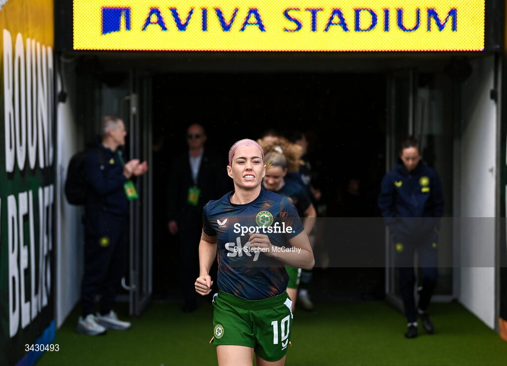 18 April 2026; Denise O'Sullivan of Republic of Ireland runs out before the 2027 FIFA Women’s World Cup Qualifier match between Republic of Ireland and Poland at the Aviva Stadium in Dublin. Photo by Stephen McCarthy/Sportsfile