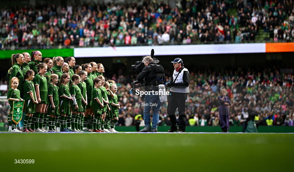 18 April 2026; Republic of Ireland players during the national anthem before the 2027 FIFA Women’s World Cup Qualifier match between Republic of Ireland and Poland at the Aviva Stadium in Dublin. Photo by Seb Daly/Sportsfile