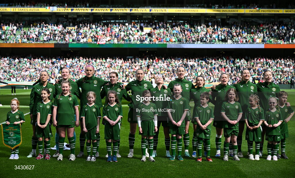 18 April 2026; The Republic of Ireland team during the national anthem before the 2027 FIFA Women’s World Cup Qualifier match between Republic of Ireland and Poland at the Aviva Stadium in Dublin. Photo by Stephen McCarthy/Sportsfile