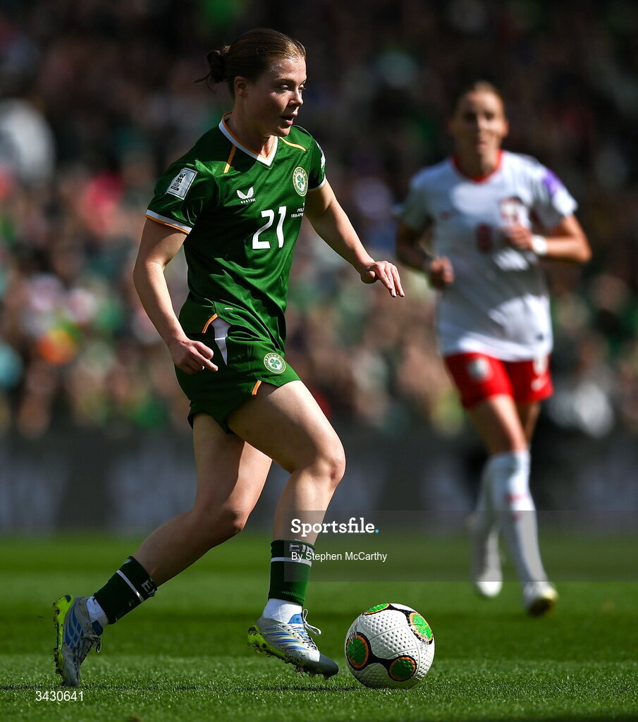 18 April 2026; Emily Murphy of Republic of Ireland during the 2027 FIFA Women’s World Cup Qualifier match between Republic of Ireland and Poland at the Aviva Stadium in Dublin. Photo by Stephen McCarthy/Sportsfile
