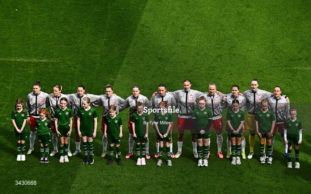 18 April 2026; Poland players during the national anthem before the 2027 FIFA Women’s World Cup Qualifier match between Republic of Ireland and Poland at the Aviva Stadium in Dublin. Photo by Tyler Miller/Sportsfile