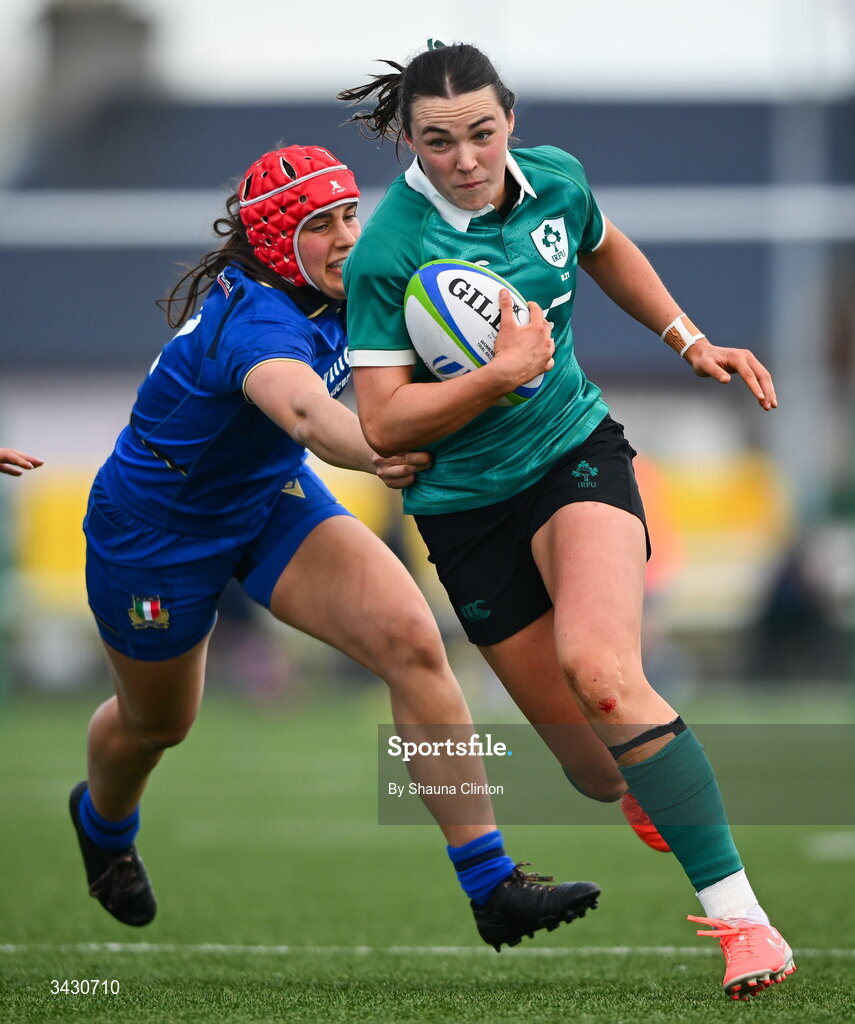18 April 2026; Niamh Murphy of Ireland in action against Elisa Cecati of Italy during the Women's U21 Six Nations Series match between Ireland and Italy at Dexcom Stadium in Galway. Photo by Shauna Clinton/Sportsfile