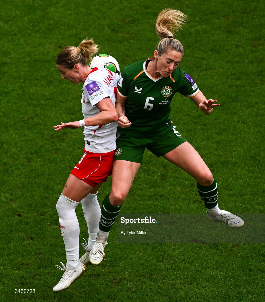 18 April 2026; Megan Connolly of Republic of Ireland in action against Ewelina Kamczyk of Poland during the 2027 FIFA Women’s World Cup Qualifier match between Republic of Ireland and Poland at the Aviva Stadium in Dublin. Photo by Tyler Miller/Sportsfile