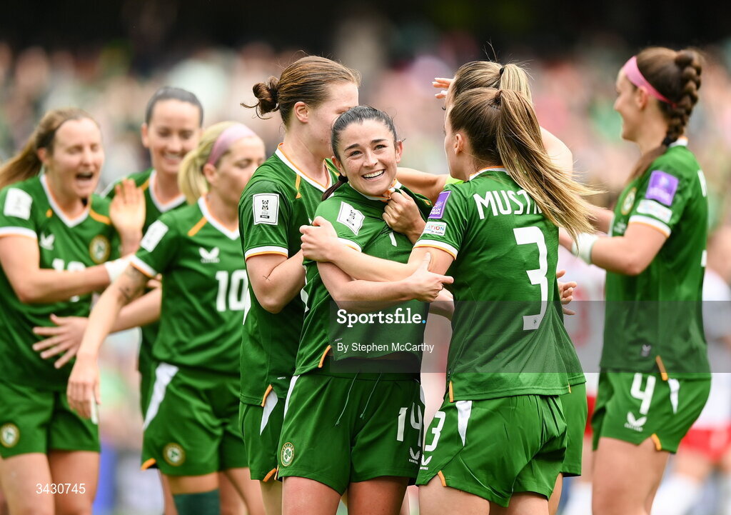 18 April 2026; Marissa Sheva of Republic of Ireland, centre, celebrates with team-mates after scoring their side's first goal during the 2027 FIFA Women’s World Cup Qualifier match between Republic of Ireland and Poland at the Aviva Stadium in Dublin. Photo by Stephen McCarthy/Sportsfile