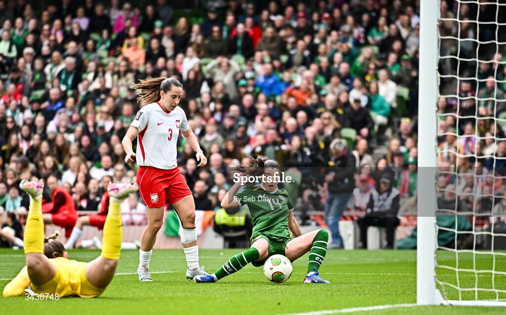 18 April 2026; Marissa Sheva of Republic of Ireland shoots to score her side's first goal during the 2027 FIFA Women’s World Cup Qualifier match between Republic of Ireland and Poland at the Aviva Stadium in Dublin. Photo by Seb Daly/Sportsfile