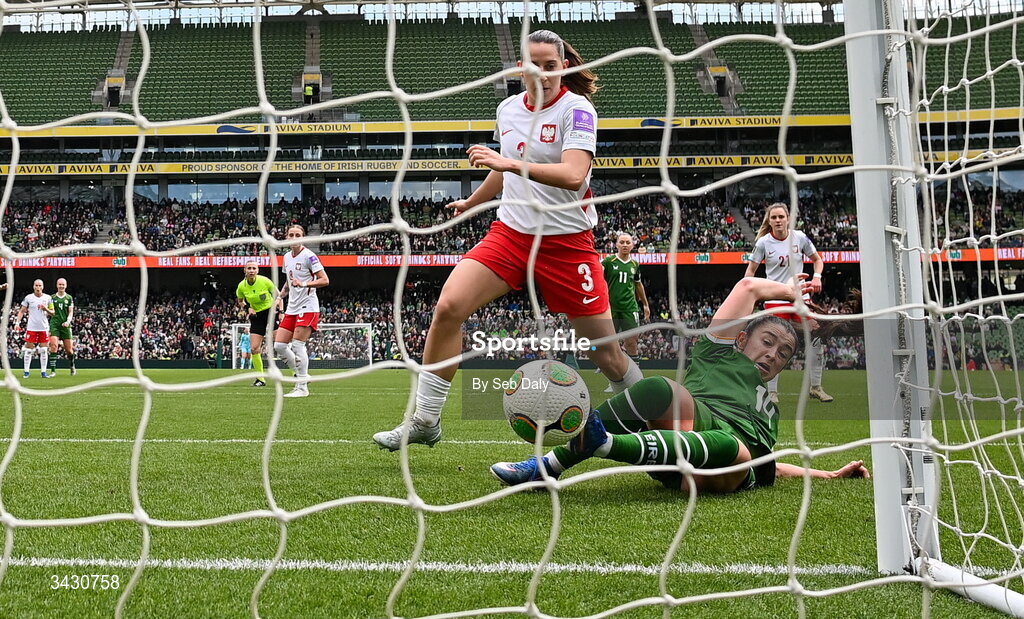 18 April 2026; Marissa Sheva of Republic of Ireland shoots to score her side's first goal during the 2027 FIFA Women’s World Cup Qualifier match between Republic of Ireland and Poland at the Aviva Stadium in Dublin. Photo by Seb Daly/Sportsfile