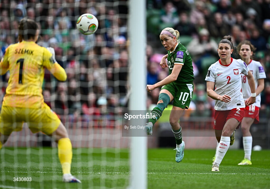 18 April 2026; Denise O'Sullivan of Republic of Ireland has a shot at goal which hits the bar during the 2027 FIFA Women’s World Cup Qualifier match between Republic of Ireland and Poland at the Aviva Stadium in Dublin. Photo by Seb Daly/Sportsfile