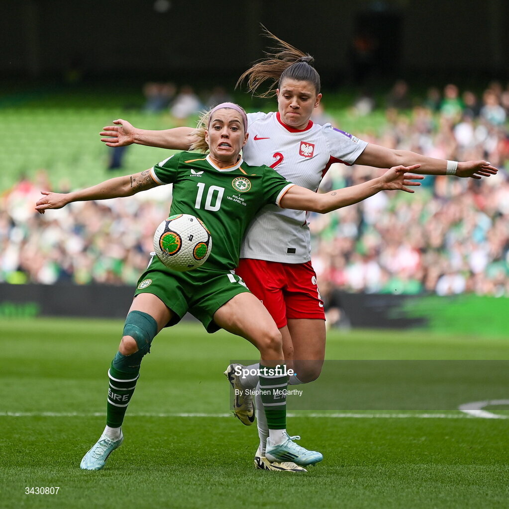 18 April 2026; Denise O'Sullivan of Republic of Ireland in action against Martyna Wiankowska of Poland during the 2027 FIFA Women’s World Cup Qualifier match between Republic of Ireland and Poland at the Aviva Stadium in Dublin. Photo by Stephen McCarthy/Sportsfile