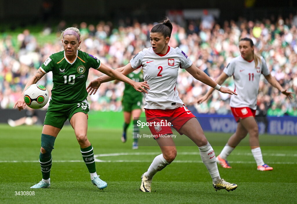 18 April 2026; Denise O'Sullivan of Republic of Ireland in action against Martyna Wiankowska of Poland during the 2027 FIFA Women’s World Cup Qualifier match between Republic of Ireland and Poland at the Aviva Stadium in Dublin. Photo by Stephen McCarthy/Sportsfile