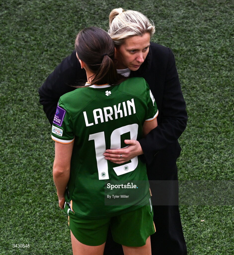 18 April 2026; Republic of Ireland head coach Carla Ward with Abbie Larkin during the 2027 FIFA Women’s World Cup Qualifier match between Republic of Ireland and Poland at the Aviva Stadium in Dublin. Photo by Tyler Miller/Sportsfile