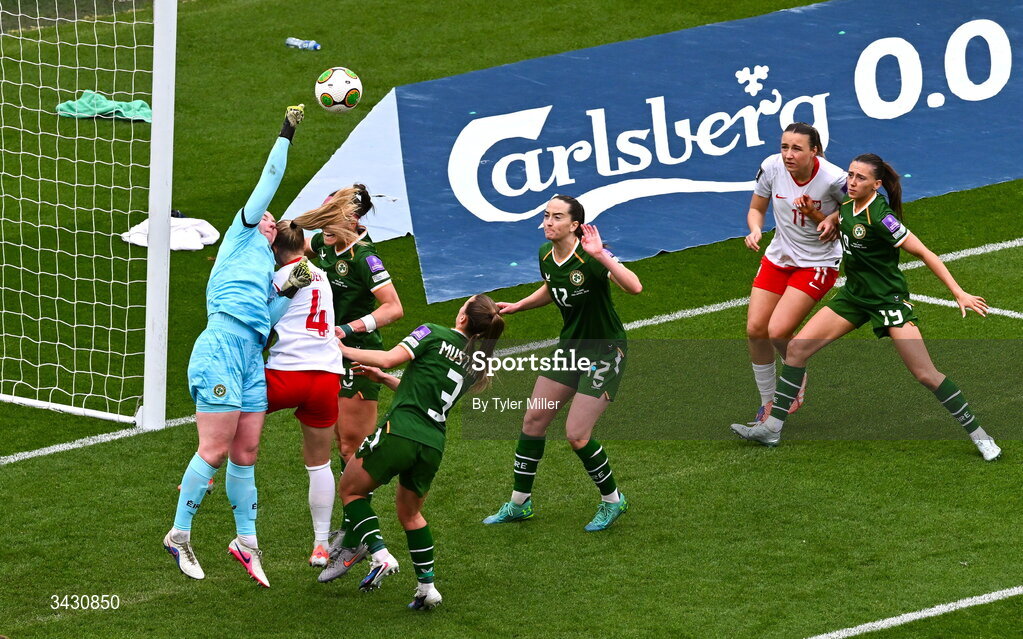 18 April 2026; Republic of Ireland goalkeeper Courtney Brosnan makes a save during the 2027 FIFA Women’s World Cup Qualifier match between Republic of Ireland and Poland at the Aviva Stadium in Dublin. Photo by Tyler Miller/Sportsfile