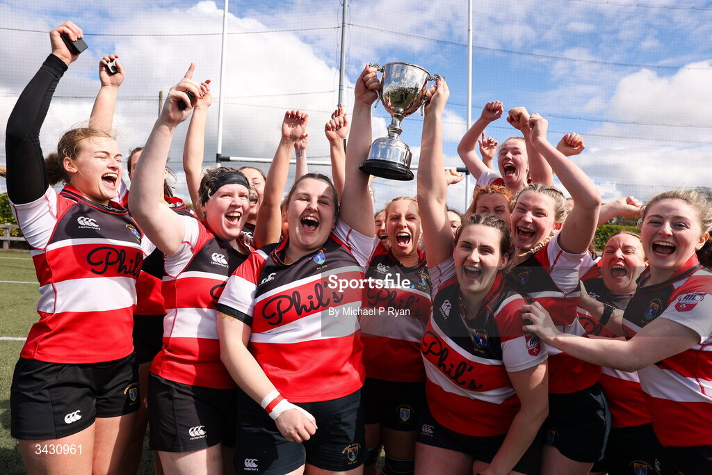 18 April 2026; Wicklow joint captains Eimear Douglas, left, and Rachel Griffey lift the cup after the Energia Women's All-Ireland League Conference final between Galwegians RFC and Wicklow RFC at Mullingar RFC in Mullingar, Westmeath. Photo by Michael P Ryan/Sportsfile
