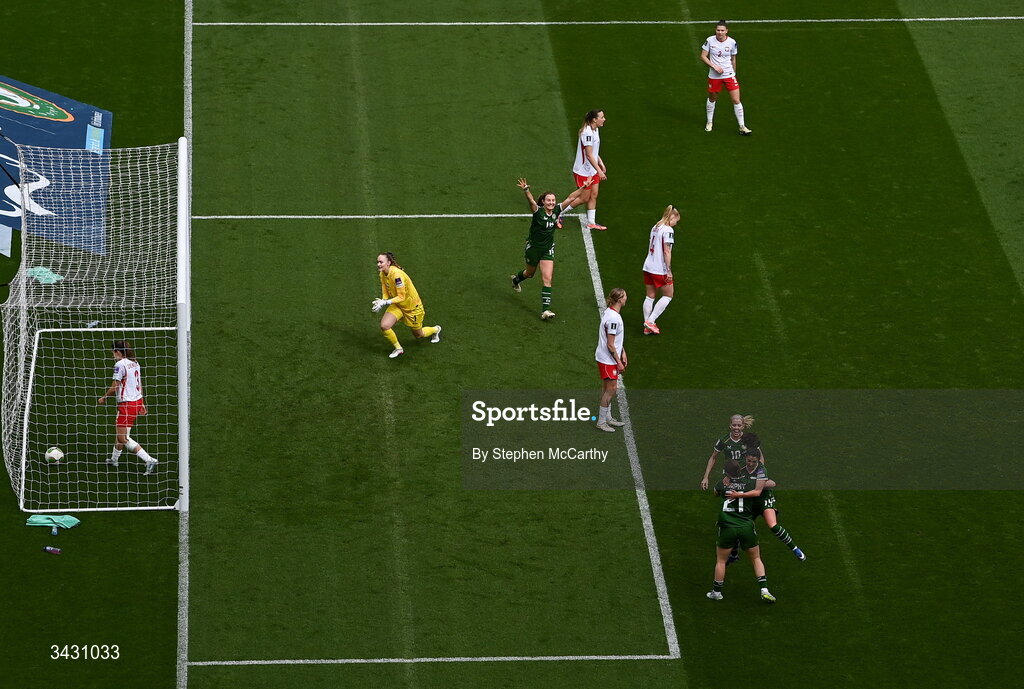 18 April 2026; Marissa Sheva of Republic of Ireland, bottom right, celebrates with team-mates after scoring their side's first goal the 2027 FIFA Women’s World Cup Qualifier match between Republic of Ireland and Poland at the Aviva Stadium in Dublin. Photo by Stephen McCarthy/Sportsfile