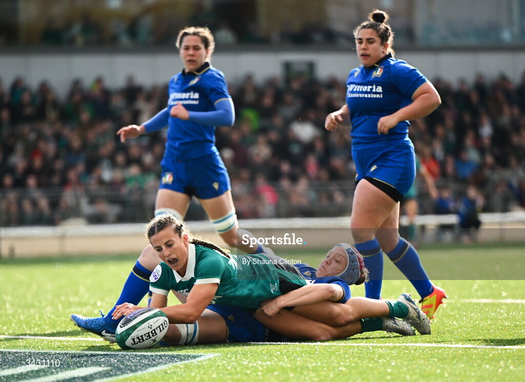 18 April 2026; Emily Lane of Ireland scores her side's first try during the Women's Six Nations Rugby Championship match between Ireland and Italy at Dexcom Stadium in Galway. Photo by Shauna Clinton/Sportsfile