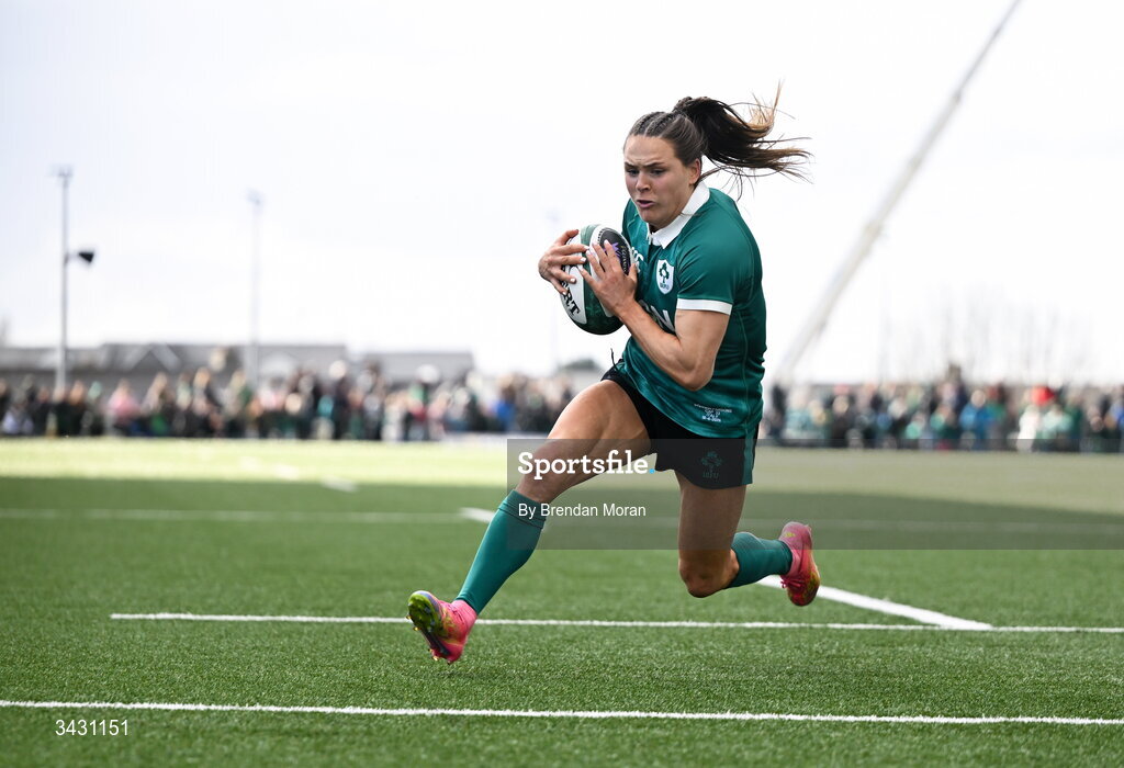 18 April 2026; Béibhinn Parsons of Ireland runs in to score her side's third try during the Women's Six Nations Rugby Championship match between Ireland and Italy at Dexcom Stadium in Galway. Photo by Brendan Moran/Sportsfile