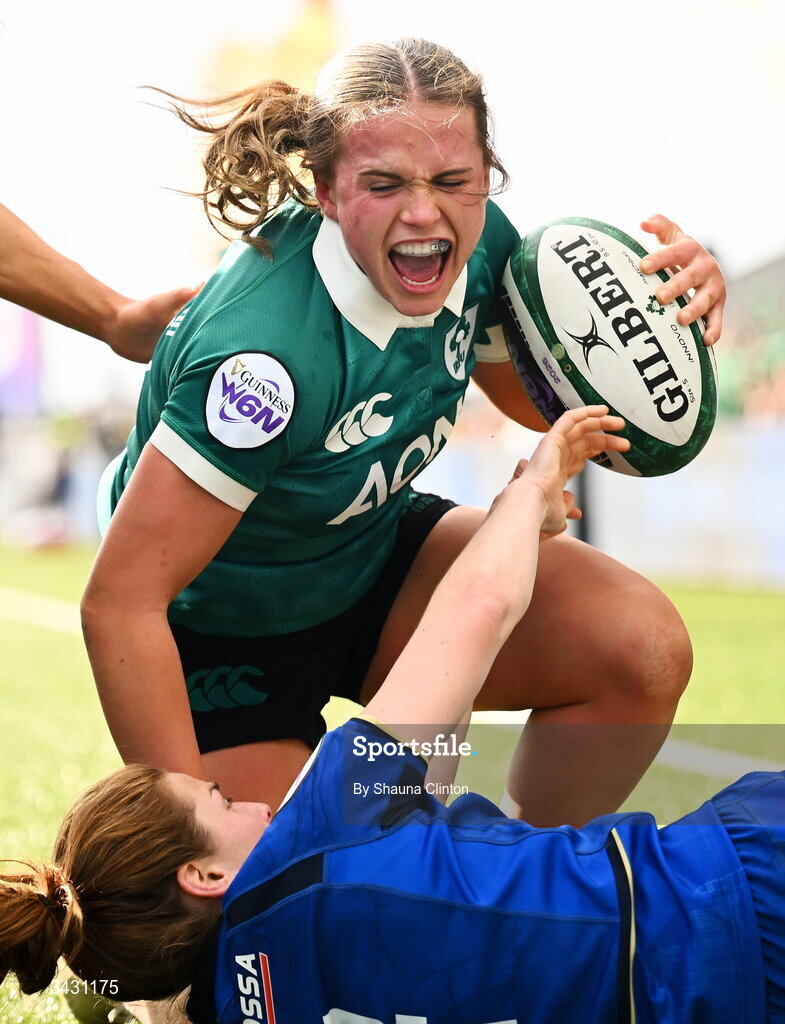 18 April 2026; Robyn O'Connor of Ireland celebrates after scoring her side's fourth try during the Women's Six Nations Rugby Championship match between Ireland and Italy at Dexcom Stadium in Galway. Photo by Shauna Clinton/Sportsfile