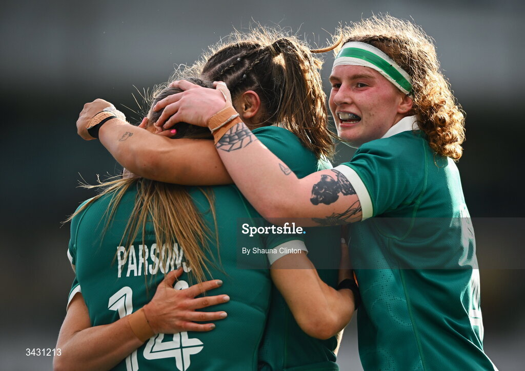 18 April 2026; Béibhinn Parsons Ireland celebrates with teammates after scoring their side's fifth try during the Women's Six Nations Rugby Championship match between Ireland and Italy at Dexcom Stadium in Galway. Photo by Shauna Clinton/Sportsfile