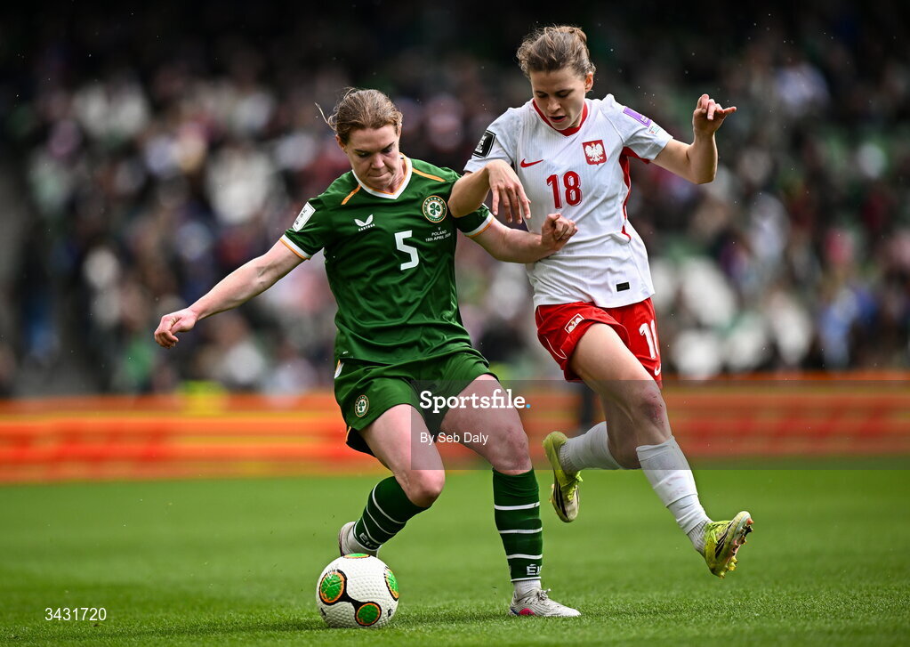 18 April 2026; Aoife Mannion of Republic of Ireland in action against Nadia Krezyman of Poland during the 2027 FIFA Women’s World Cup Qualifier match between Republic of Ireland and Poland at the Aviva Stadium in Dublin. Photo by Seb Daly/Sportsfile