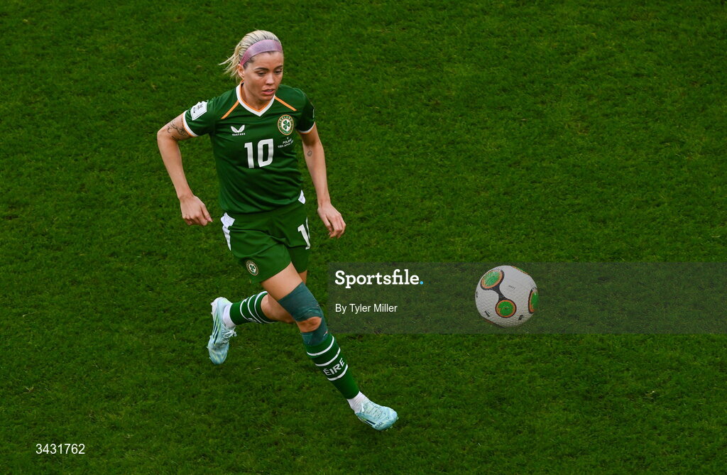 18 April 2026; Denise O’Sullivan of Republic of Ireland during the 2027 FIFA Women’s World Cup Qualifier match between Republic of Ireland and Poland at the Aviva Stadium in Dublin. Photo by Tyler Miller/Sportsfile
