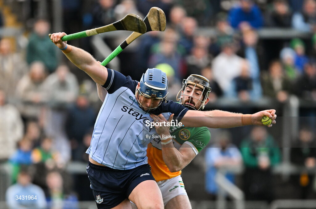 18 April 2026; John Hetherton of Dublin in action against Ben Conneely of Offaly during the Leinster GAA Senior Hurling Championship Round 1 match between Offaly and Dublin at Glenisk O'Connor Park in Tullamore, Offaly. Photo by Sam Barnes/Sportsfile