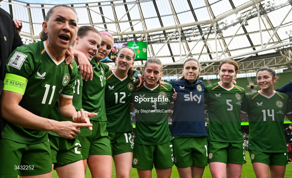 18 April 2026; Republic of Ireland captain Katie McCabe speaks to players and staff after the 2027 FIFA Women’s World Cup Qualifier match between Republic of Ireland and Poland at the Aviva Stadium in Dublin. Photo by Stephen McCarthy/Sportsfile