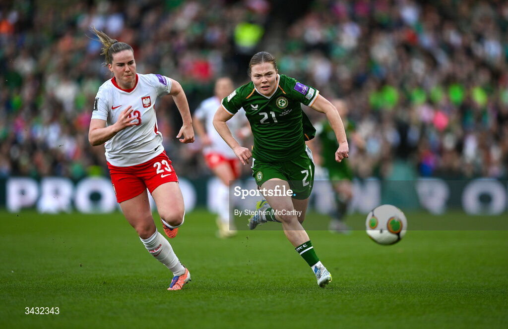18 April 2026; Emily Murphy of Republic of Ireland in action against Adriana Achcinska of Poland during the 2027 FIFA Women’s World Cup Qualifier match between Republic of Ireland and Poland at the Aviva Stadium in Dublin. Photo by Stephen McCarthy/Sportsfile