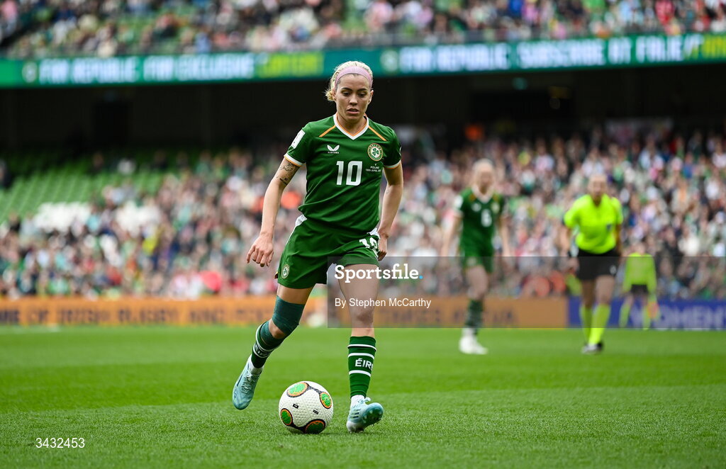 18 April 2026; Denise O’Sullivan of Republic of Ireland during the 2027 FIFA Women’s World Cup Qualifier match between Republic of Ireland and Poland at the Aviva Stadium in Dublin. Photo by Stephen McCarthy/Sportsfile