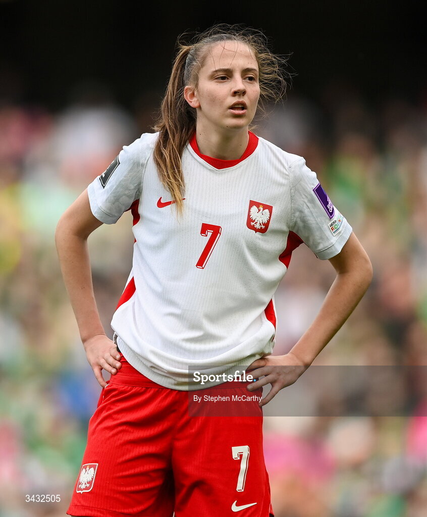 18 April 2026; Patrycja Sarapata of Poland during the 2027 FIFA Women’s World Cup Qualifier match between Republic of Ireland and Poland at the Aviva Stadium in Dublin. Photo by Stephen McCarthy/Sportsfile