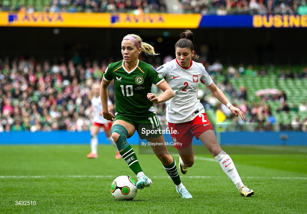 18 April 2026; Denise O’Sullivan of Republic of Ireland in action against Martyna Wiankowska of Poland during the 2027 FIFA Women’s World Cup Qualifier match between Republic of Ireland and Poland at the Aviva Stadium in Dublin. Photo by Stephen McCarthy/Sportsfile