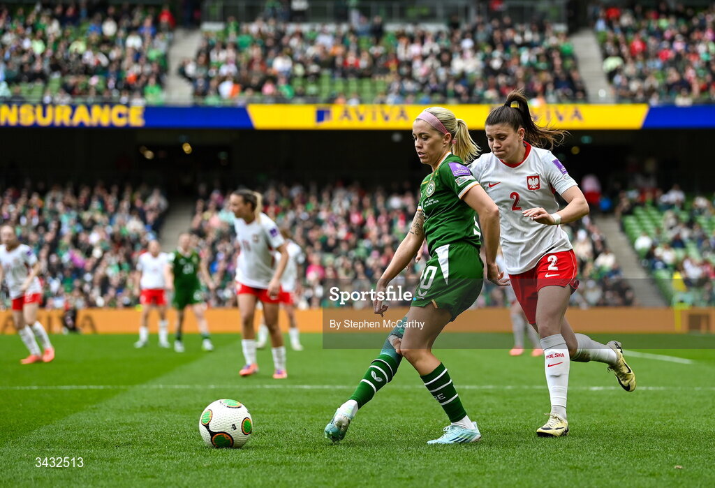 18 April 2026; Denise O’Sullivan of Republic of Ireland in action against Martyna Wiankowska of Poland during the 2027 FIFA Women’s World Cup Qualifier match between Republic of Ireland and Poland at the Aviva Stadium in Dublin. Photo by Stephen McCarthy/Sportsfile
