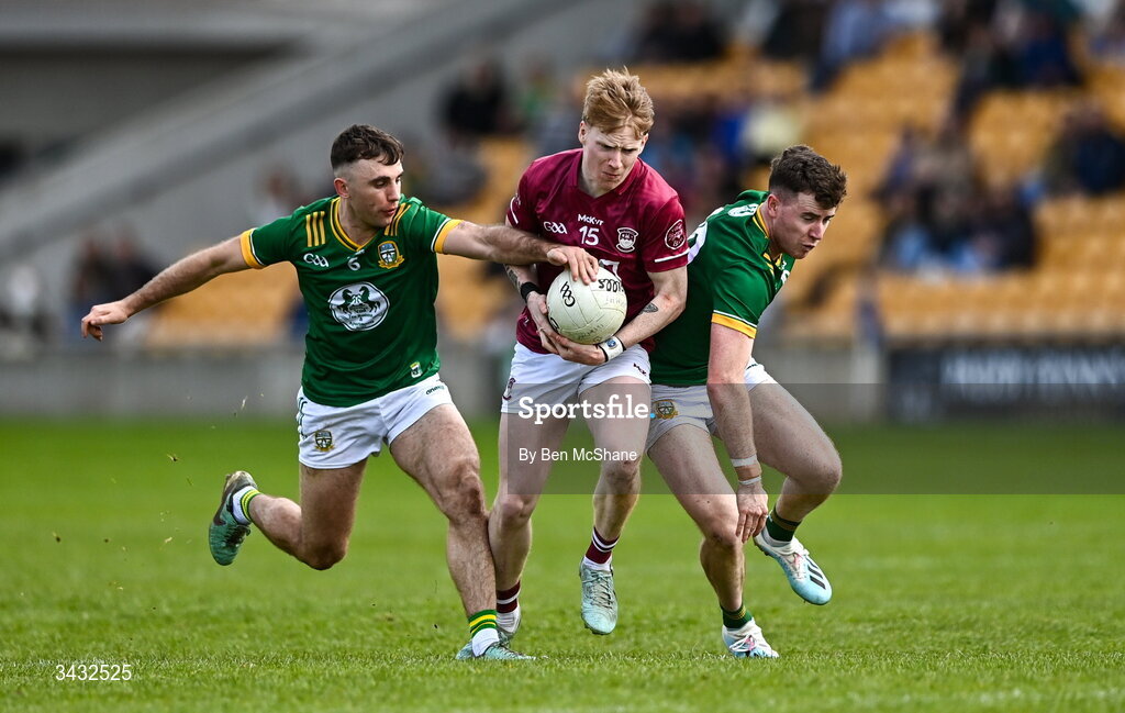 19 April 2026; Brandon Kelly of Westmeath in action against Seán Coffey, left, and Jack O'Connor of Meath during the Leinster GAA Football Senior Championship quarter-final match between Meath and Westmeath at Glenisk O'Connor Park in Tullamore, Offaly. Photo by Ben McShane/Sportsfile