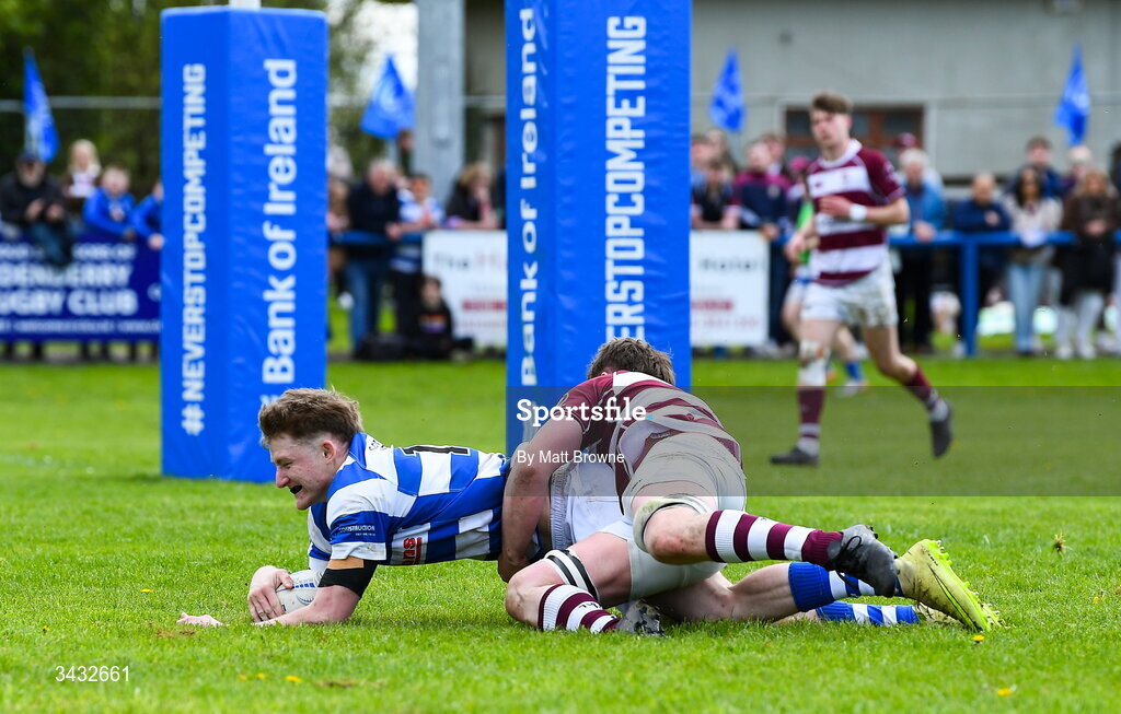 19 April 2026; Ciaran Fennessy of Athy RFC scores the second try despite the tackle of Fiach Byrne of Tullow RFC during the Bank of Ireland Provincial Towns Cup Final match between Athy RFC and Tullow RFC at Edenderry RFC in Edenderry, Offaly. Photo by Matt Browne/Sportsfile