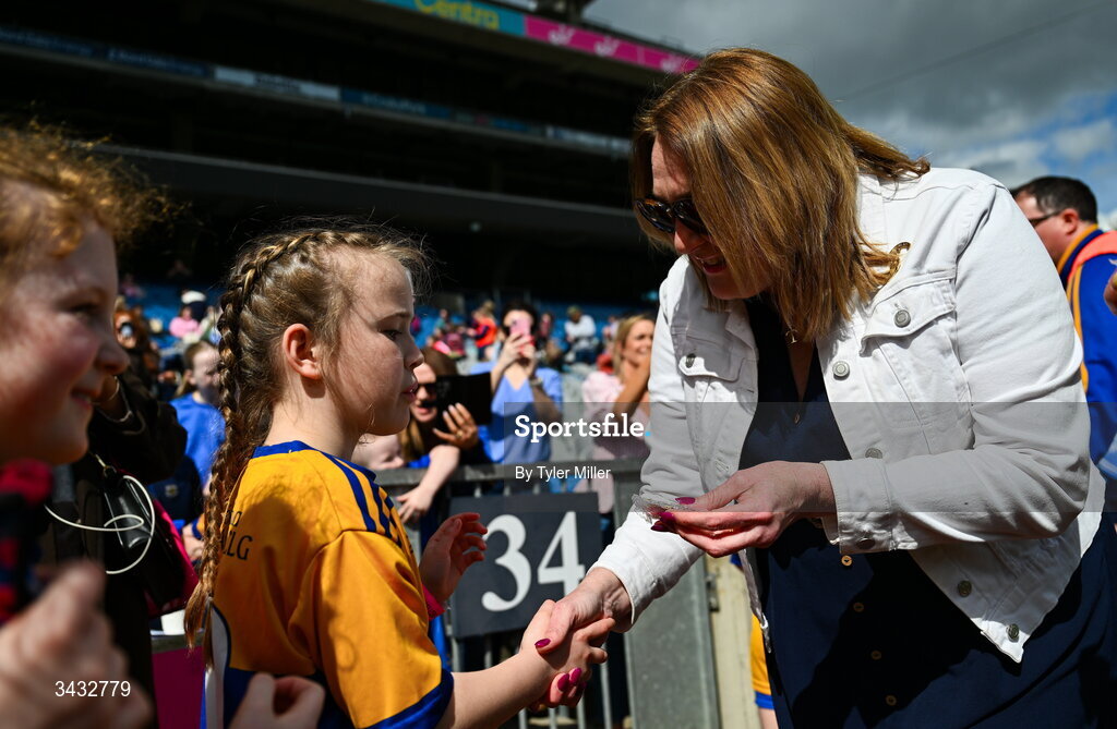 19 April 2026; LGFA President Trina Murray with Silverbridge Harps, Armagh, players during the 2026 LGFA Under 10 Go Games Festival Day at Croke Park in Dublin. Photo by Tyler Miller/Sportsfile
