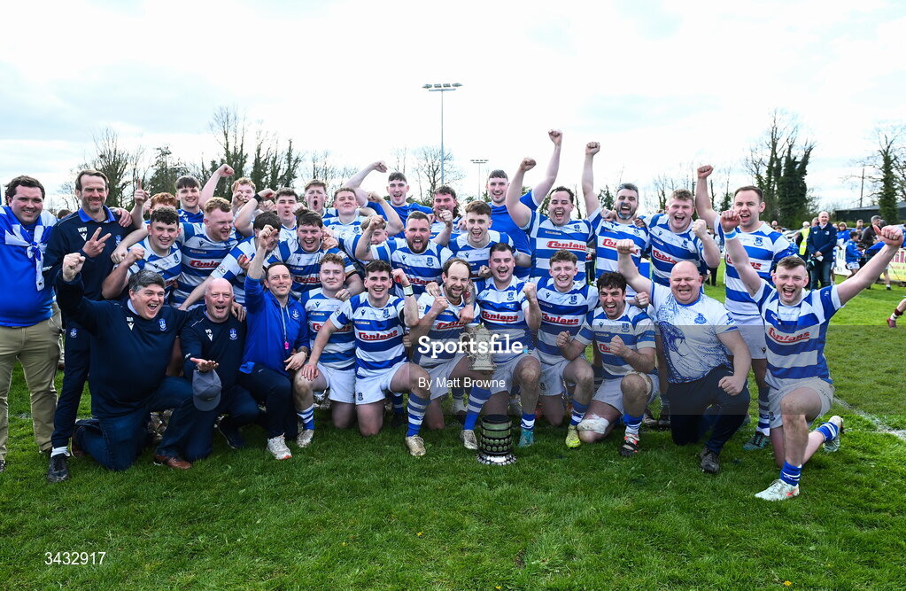 19 April 2026; Athy RFC players celebrate with the cup after the Bank of Ireland Provincial Towns Cup Final match between Athy RFC and Tullow RFC at Edenderry RFC in Edenderry, Offaly. Photo by Matt Browne/Sportsfile