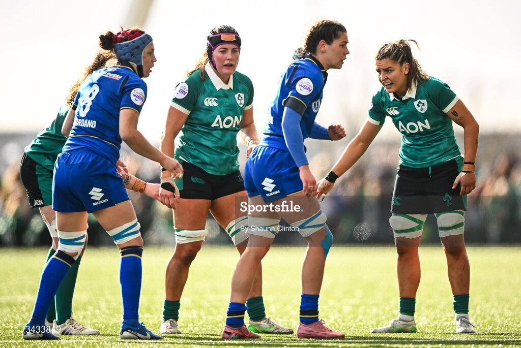 18 April 2026; Fiona Tuite, left, and Erin King of Ireland prepare for a lineout during the Women's Six Nations Rugby Championship match between Ireland and Italy at Dexcom Stadium in Galway. Photo by Shauna Clinton/Sportsfile