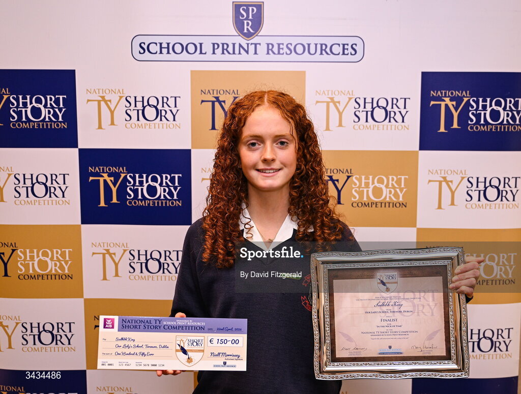 22 April 2026; National TY Short Story Competition finalist Sadhbh King of Our Lady's School, Terenure, Co Dublin, author of 'In the Nick of Time', poses with her certificate during the 3rd National TY Short Story Competition award ceremony at Buswells Hotel in Dublin. Photo by David Fitzgerald/Sportsfile