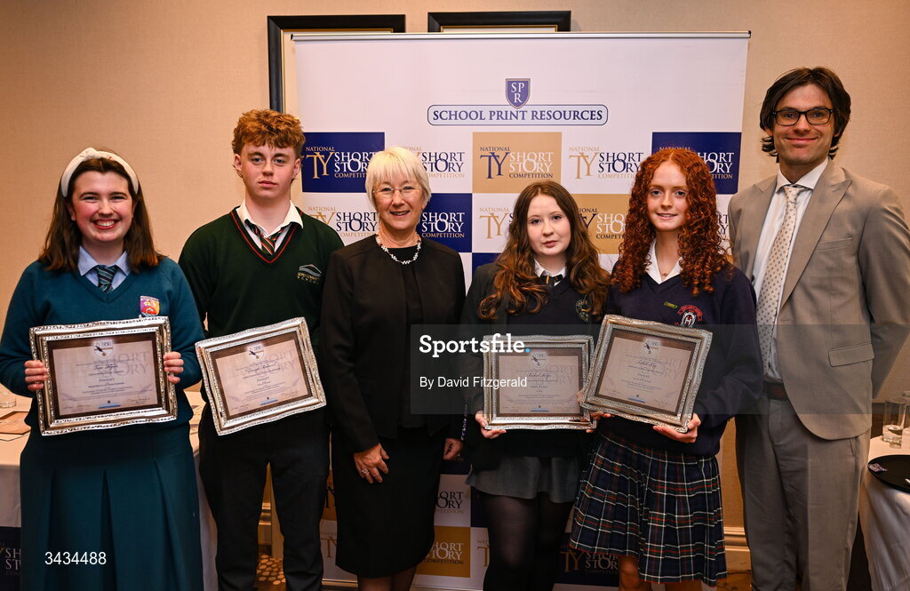 22 April 2026; Former Minister for Education and Youth of Ireland Mary Hanafin, centre, and School Print Resources managing director Niall Morrissey with finalists, from left, Tara Flynn of Castletroy College, Limerick, Darragh Redmond of Gorey Community College, Wexford, winner Rachael McGee of Crana College, Buncrana, Donegal and Sadhbh King of Our Lady's School, Terenure, Dublin during the 3rd National TY Short Story Competition award ceremony at Buswells Hotel in Dublin. Photo by David Fitzgerald/Sportsfile