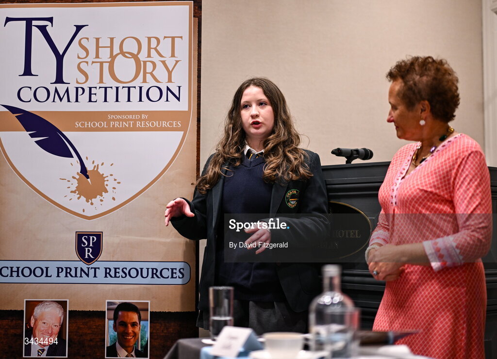 22 April 2026; National TY Short Story Competitionwinner Rachael McGee of Crana College, Buncrana, Co Donegal, author of 'Flour', speaking with judge Regina Butler during the 3rd National TY Short Story Competition award ceremony at Buswells Hotel in Dublin. Photo by David Fitzgerald/Sportsfile